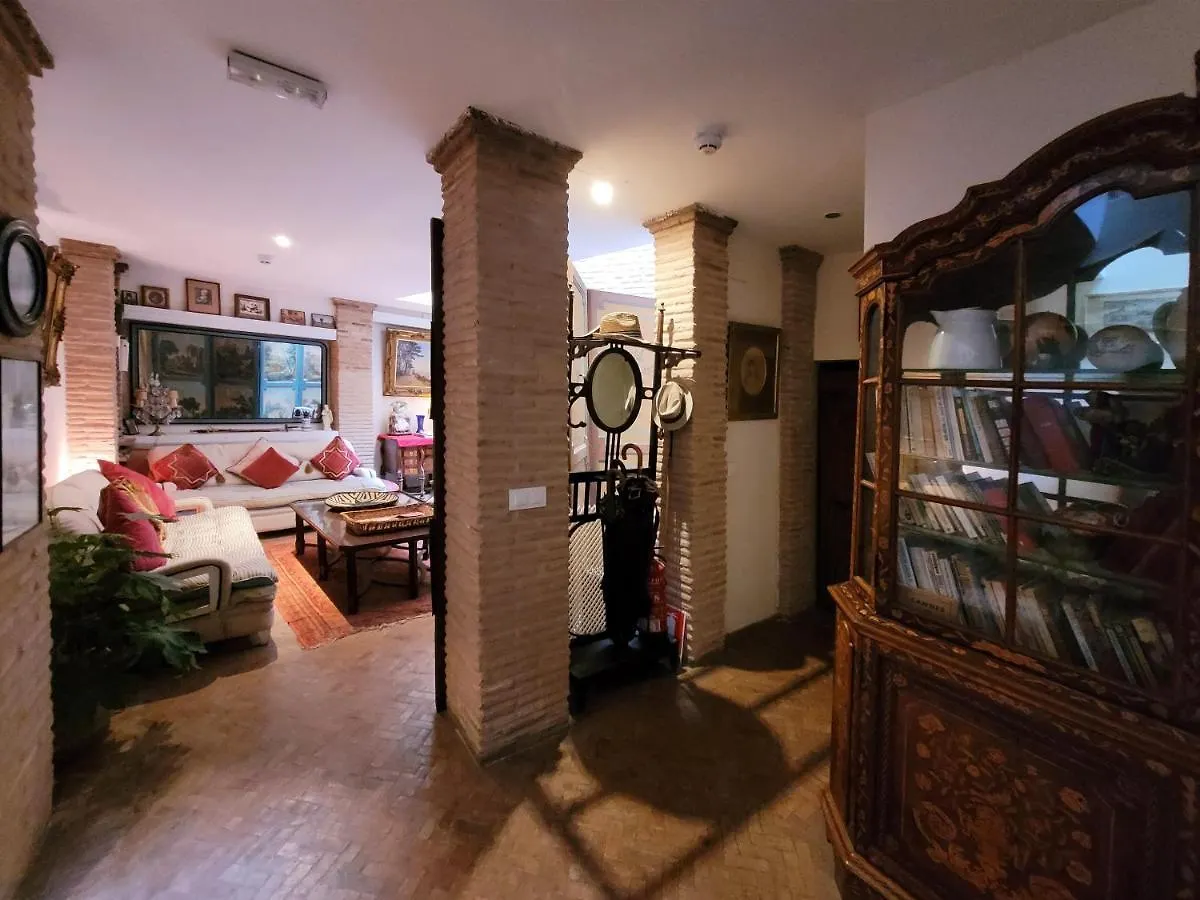 Casa Del Buen Viaje - Habitacion Taranto Seville Guest house